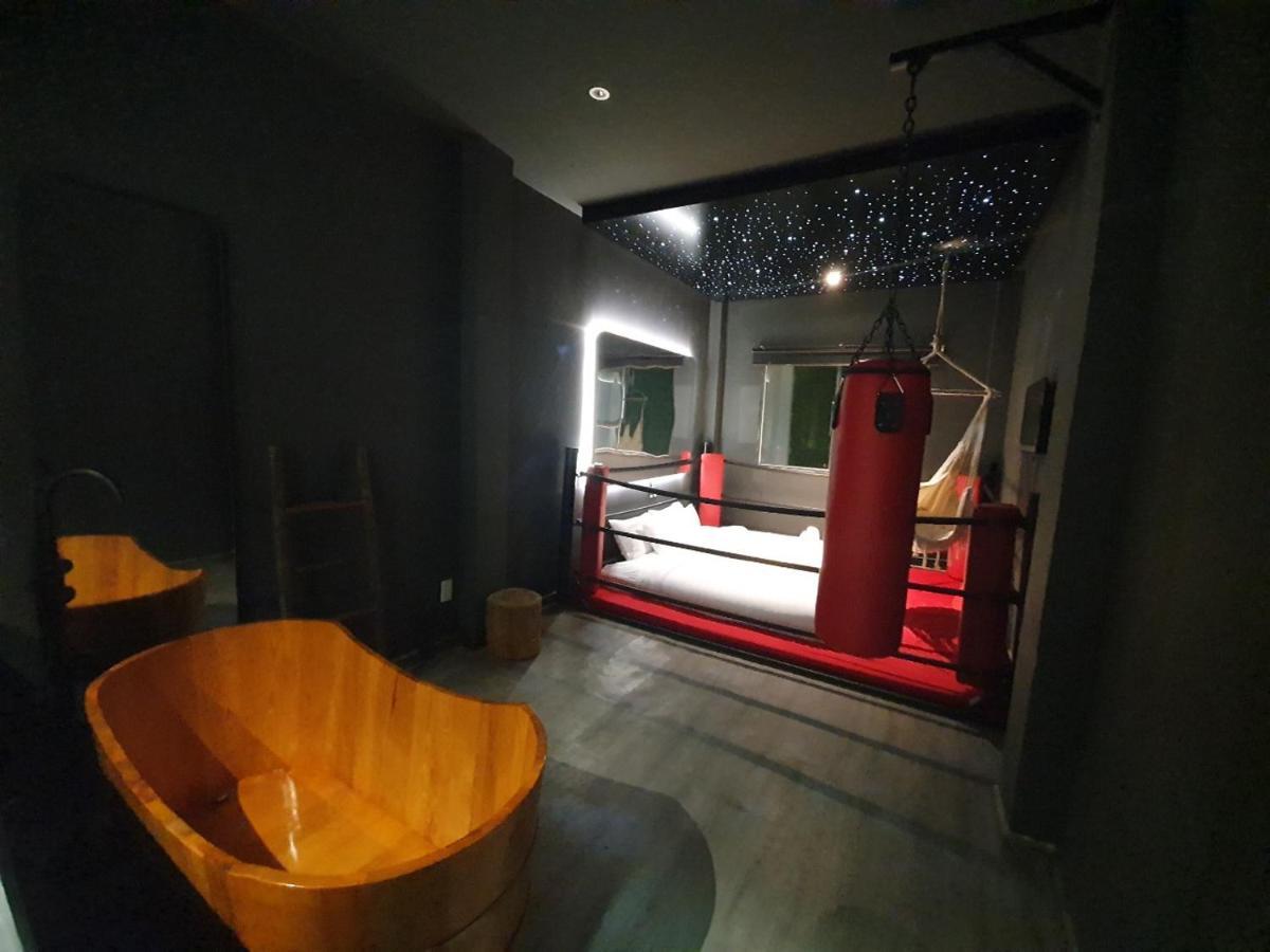 Language Exchange Hotel 3 ホーチミン市 エクステリア 写真