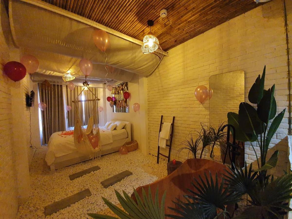 Language Exchange Hotel 3 ホーチミン市 エクステリア 写真