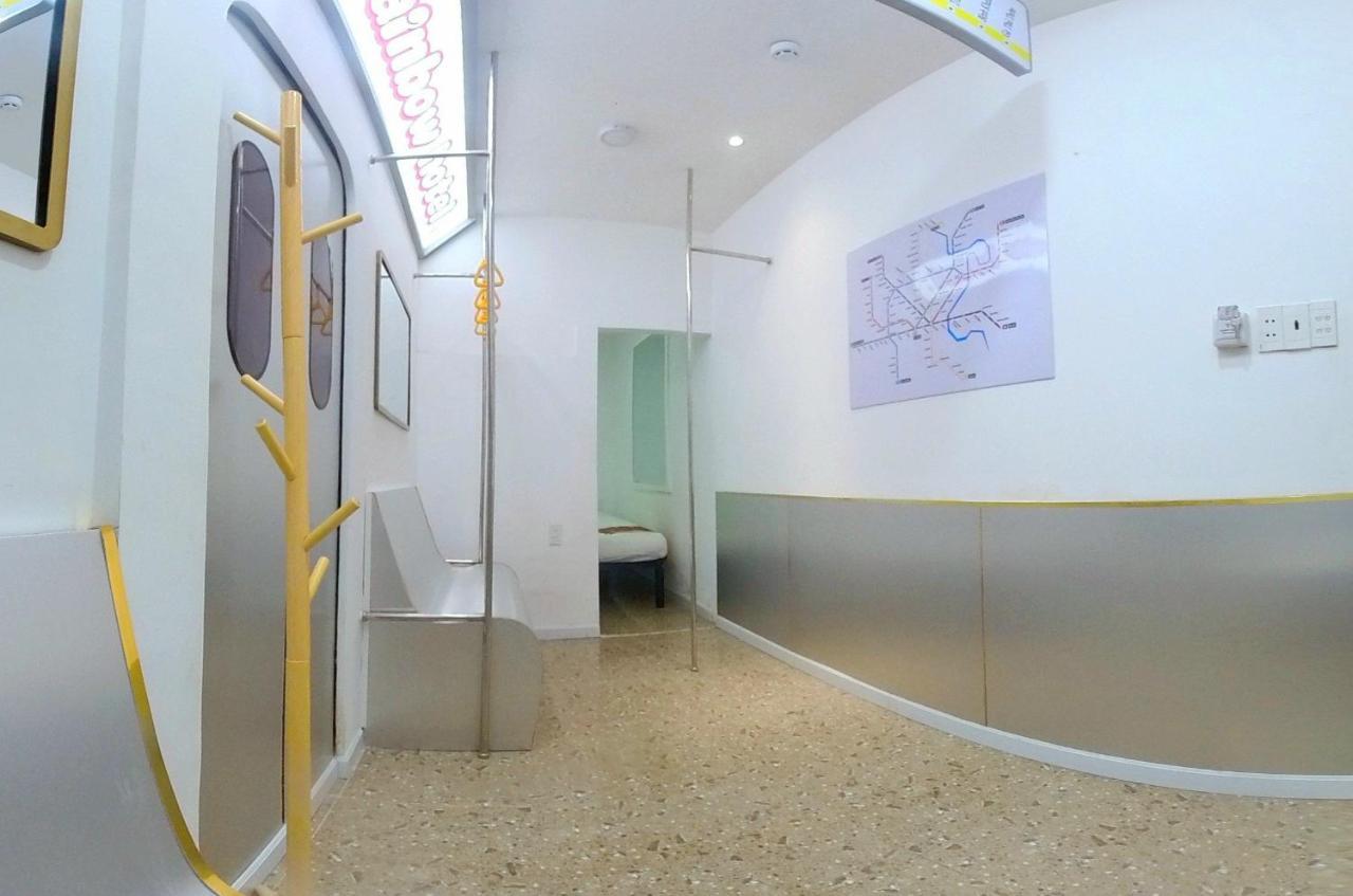 Language Exchange Hotel 3 ホーチミン市 エクステリア 写真